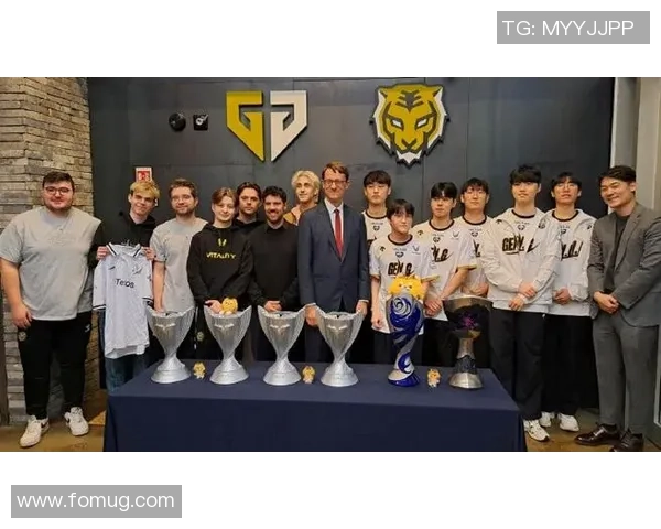 选手战力榜前二十揭晓Chovy超越Faker荣登榜首引发热议